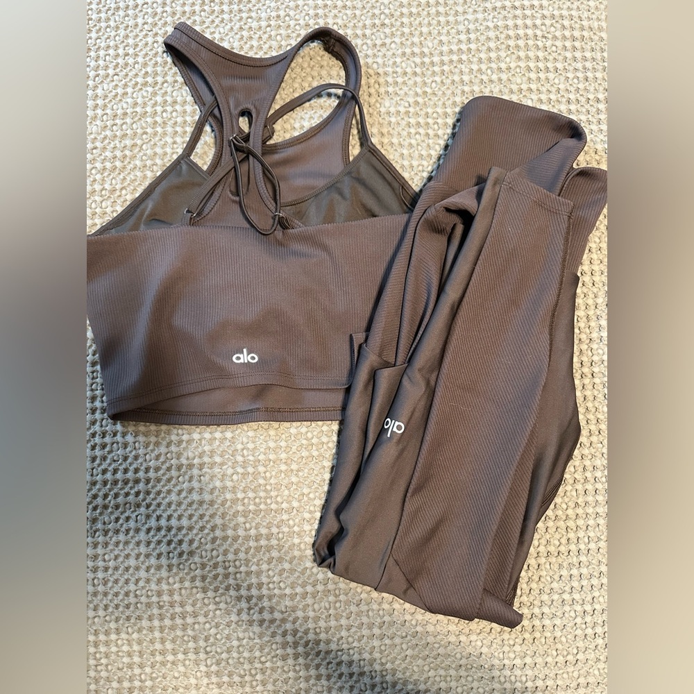 Alo workout set